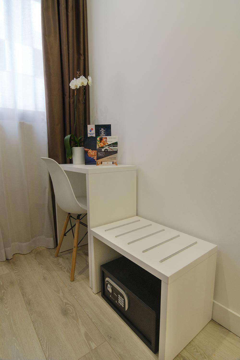 Hotel Bestprice Alegria マドリード エクステリア 写真