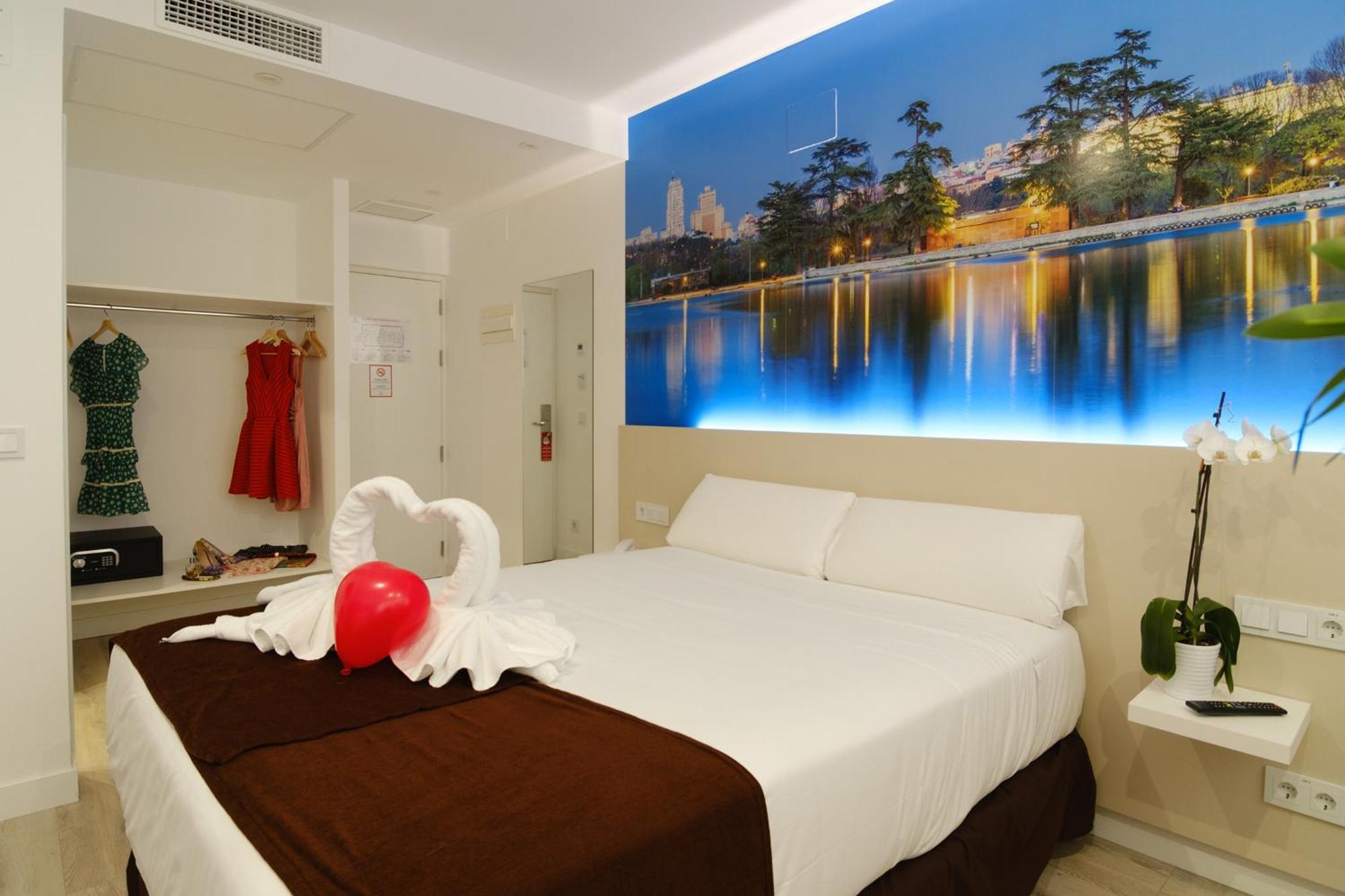 Hotel Bestprice Alegria マドリード エクステリア 写真