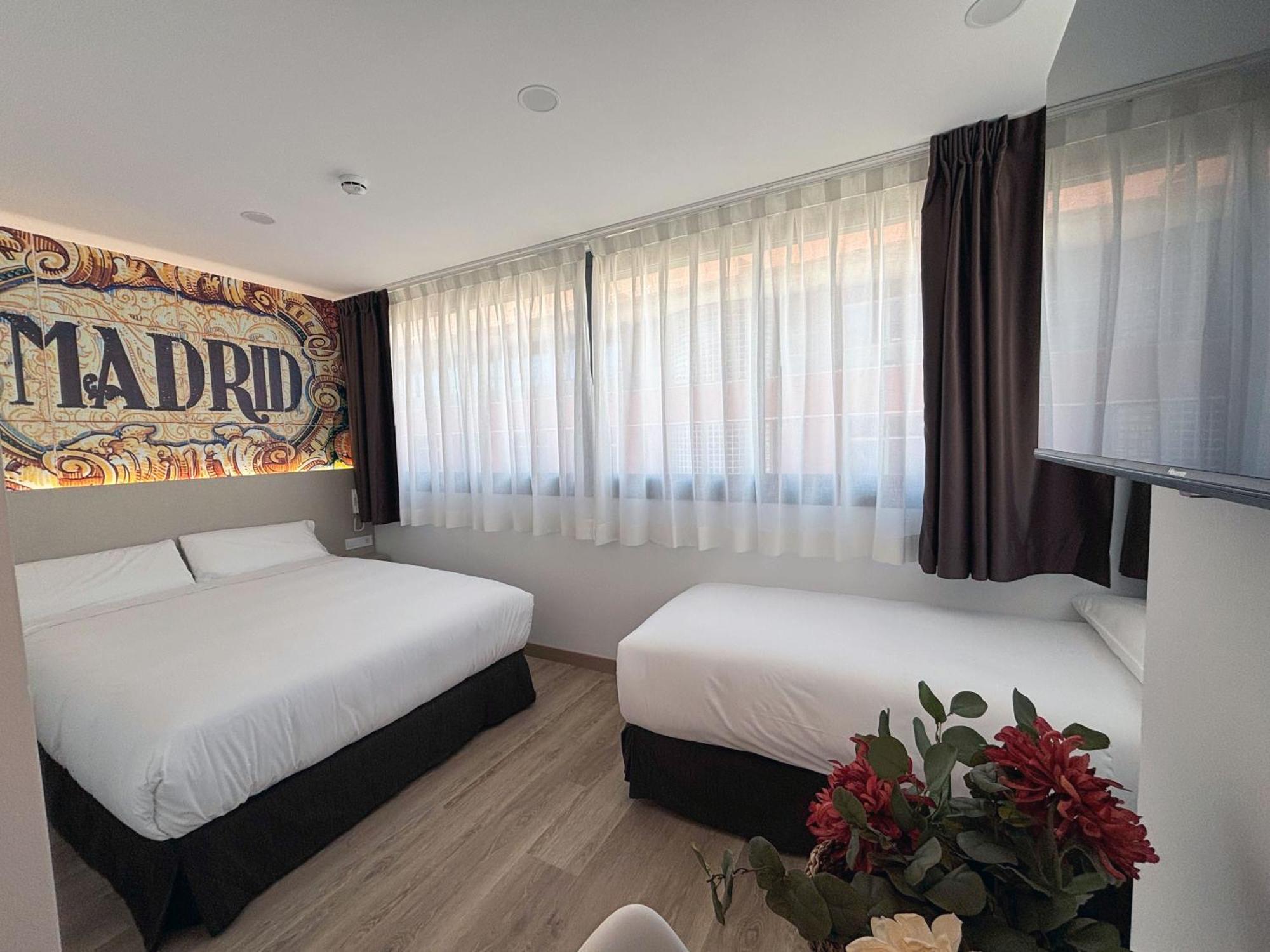 Hotel Bestprice Alegria マドリード エクステリア 写真